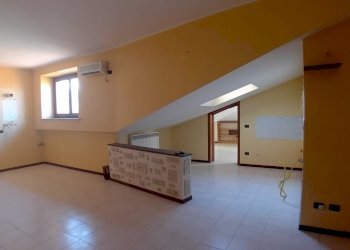 soggiorno - Appartamento strada provinciale per san valentino  1, Scafa - foto 5