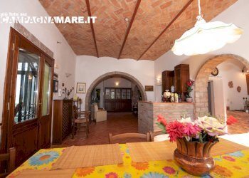 Rustico piazza unità, Jolanda di Savoia - foto 20