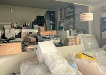 Negozio corso Saint-Martin-de-Corleans, Aosta - foto 9