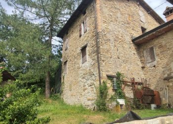 Semi-detached house Via Falbio, Carpineti - photo 4