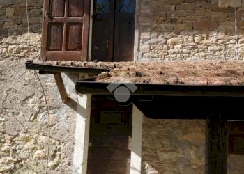 Semi-detached house Via Falbio, Carpineti - photo 8