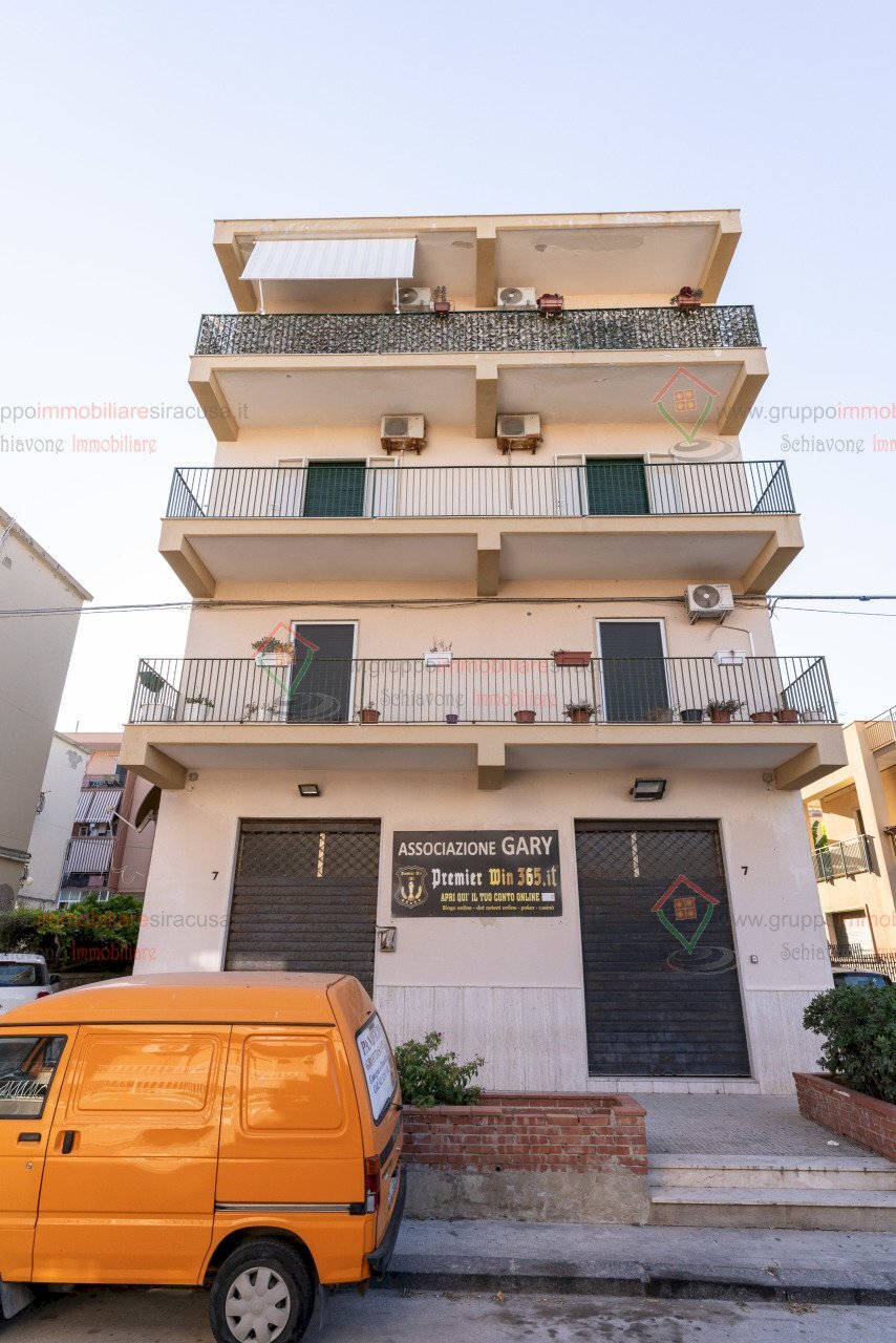 RIC09830.jpg - Locale Commerciale Siracusa - foto 1