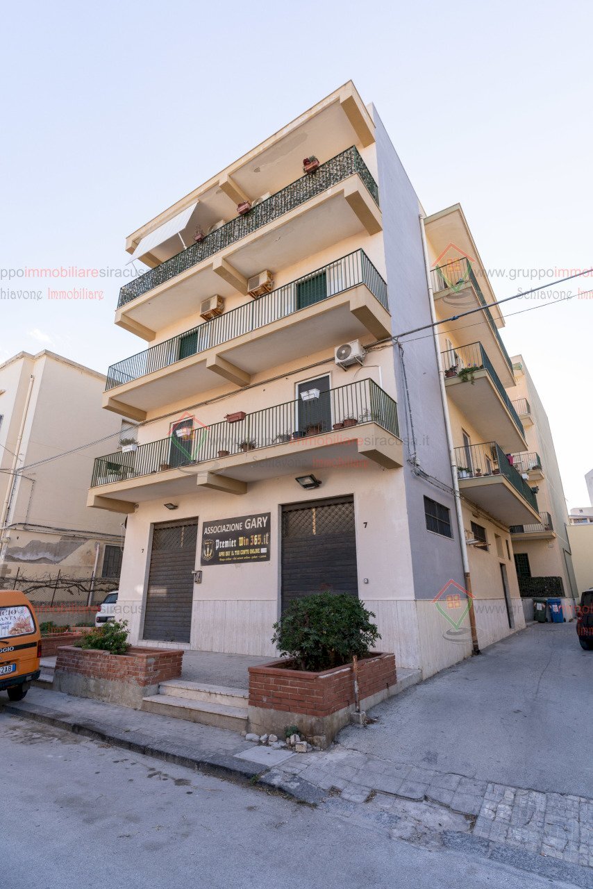 RIC09831.jpg - Locale Commerciale Siracusa - foto 2