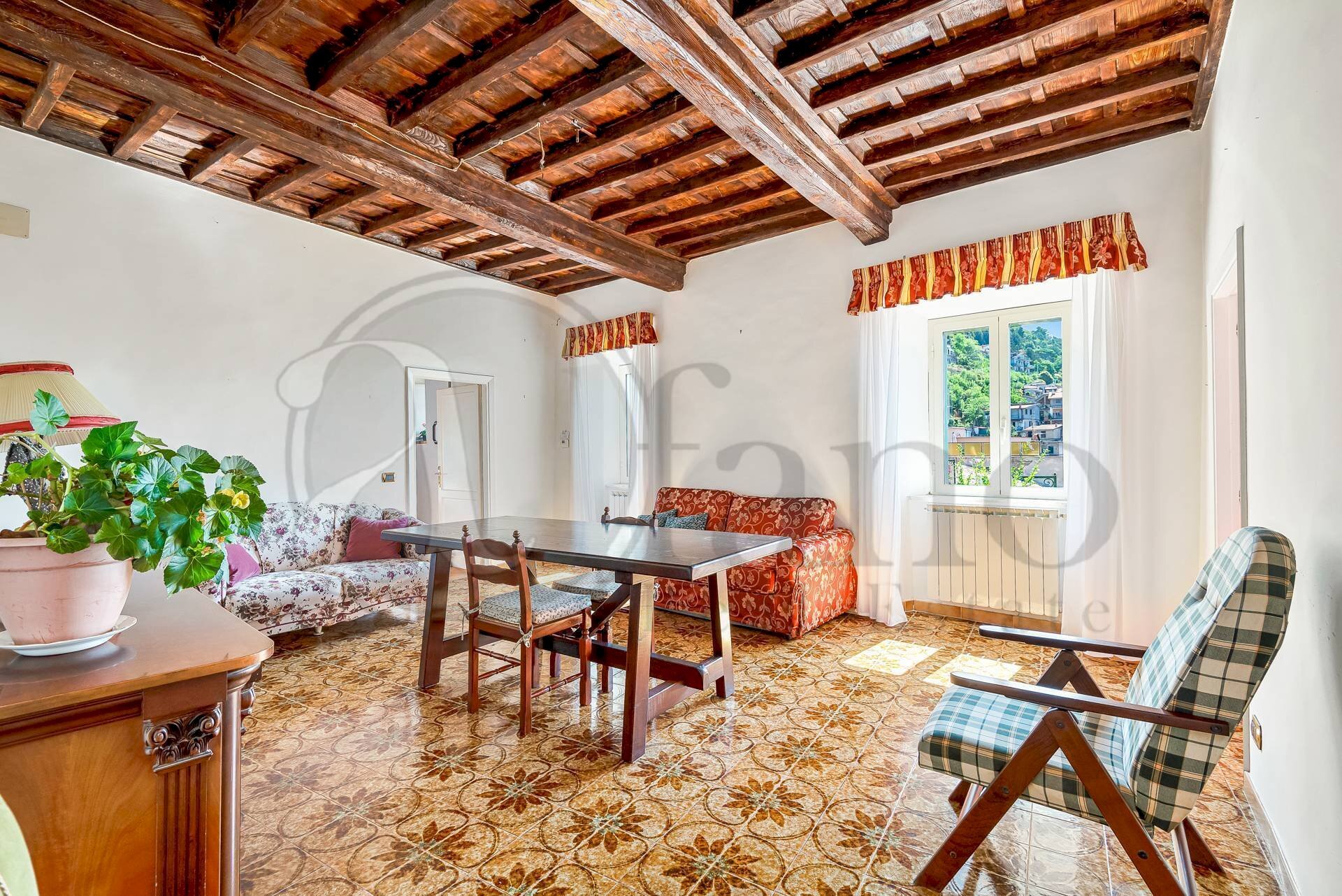 Stable - Palace Via Vittorio Emanuele, Serrone - photo 2