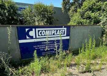 esterno - Capannone Località Boscarolo, Comignago - foto 10