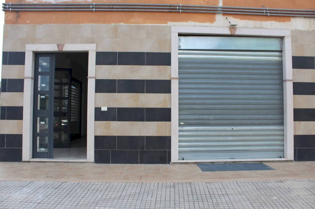 ingresso - Negozio via Aldo Moro, Nova Siri - foto 2