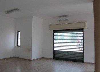 interni 2 - Negozio via Aldo Moro, Nova Siri - foto 4