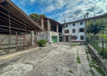 ESTERNI - Casale Via Roma 44, San Vito al Torre - foto 3