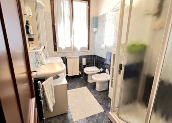 One-room apartment Castelfranco Emilia - photo 12