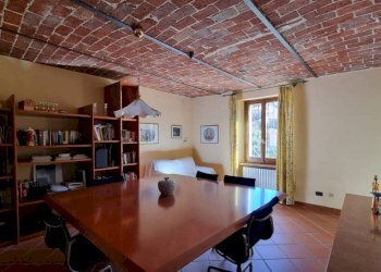 Stanza arredata - Rustic Nizza Monferrato - photo 9