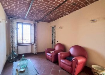 Stanza arredata - Rustic Nizza Monferrato - photo 18