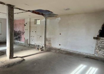 Stanza non arredata - Villa via Umberto I, 210, Rivalta di Torino - foto 40