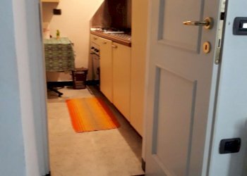 appartamento affitto centro storico via jacopo da  - Appartamento piazzetta Jacopo da Varagine, Genova (zona Centro Storico) - foto 9