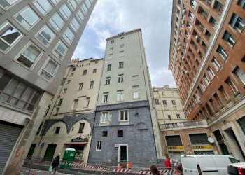 appartamento affitto centro storico via jacopo da  - Appartamento piazzetta Jacopo da Varagine, Genova (zona Centro Storico) - foto 16