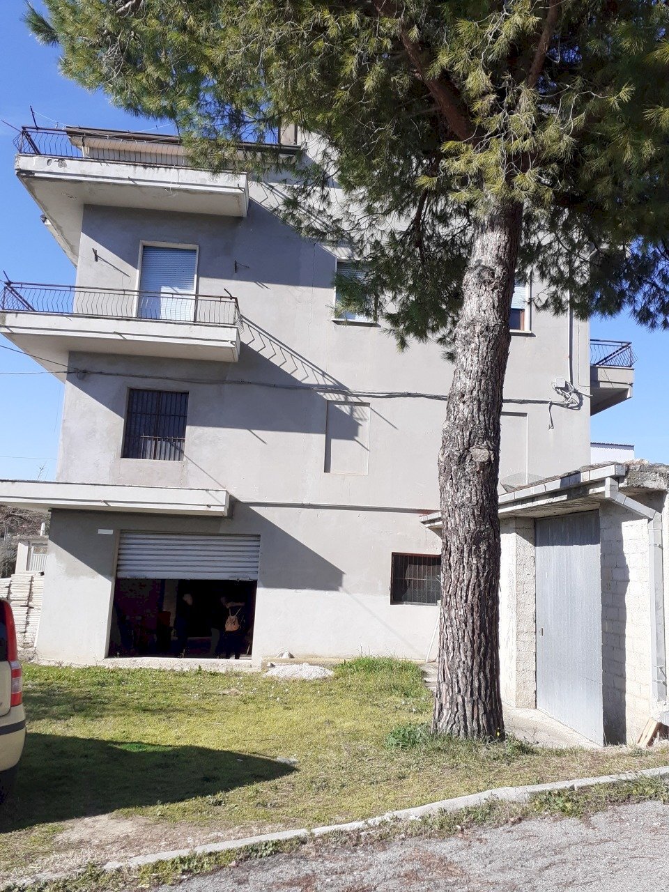 20230307_145730.jpg - Box Via Alcide De Gasperi 16, Monsampolo del Tronto - foto 2