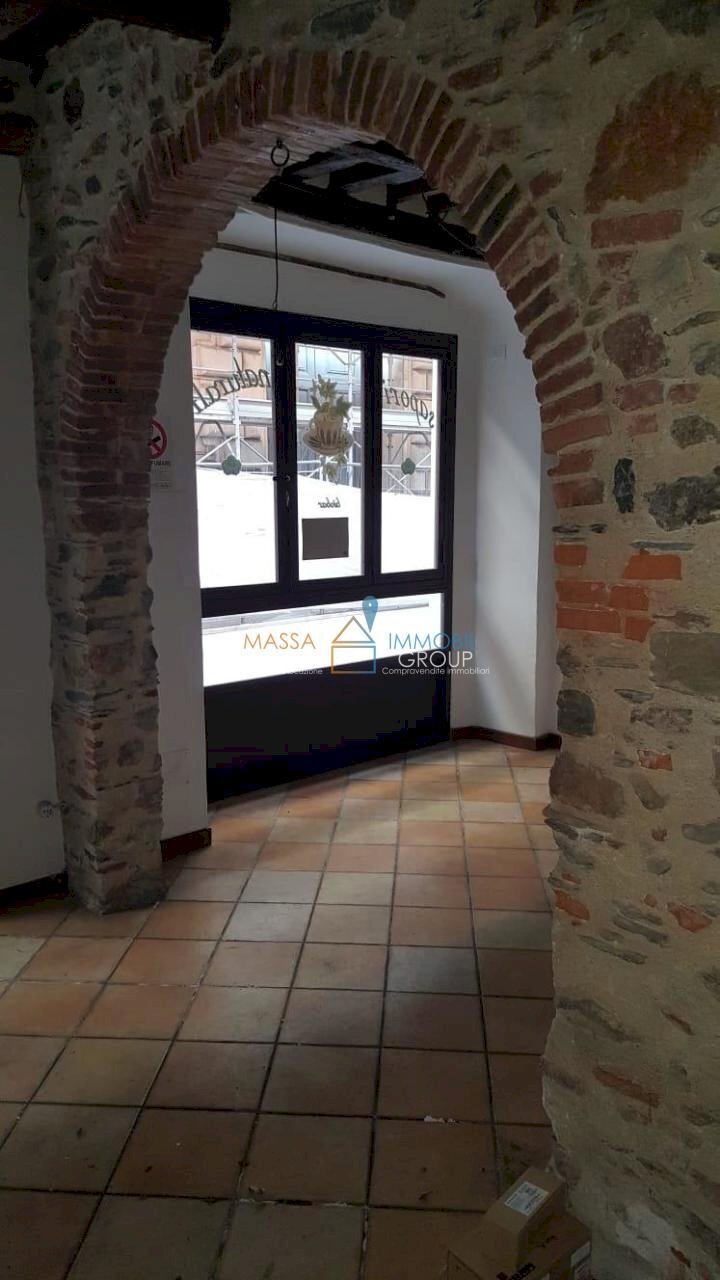 897734-vddg6005e.jpg - Locale Commerciale Massa - foto 3