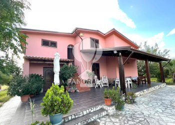 Villa Contrada Velez, Balestrate - foto 1