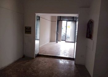 Negozio piazza Giuseppe Garibaldi, Mercato San Severino - foto 1