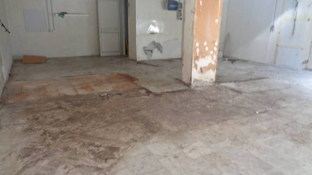 Negozio via Aldo Moro, Mercato San Severino - foto 1
