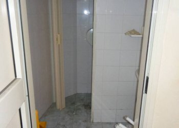 Negozio via Aldo Moro, Mercato San Severino - foto 2