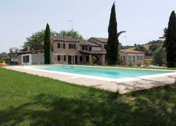 Piscina - Rustico via Roma, San Costanzo - foto 36