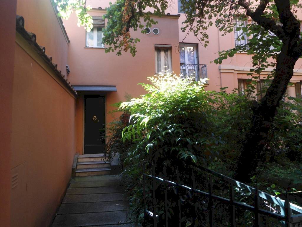 Interno palazzo - Appartamento via dell'Indipendenza, 1, Bologna (zona Centro Storico) - foto 1