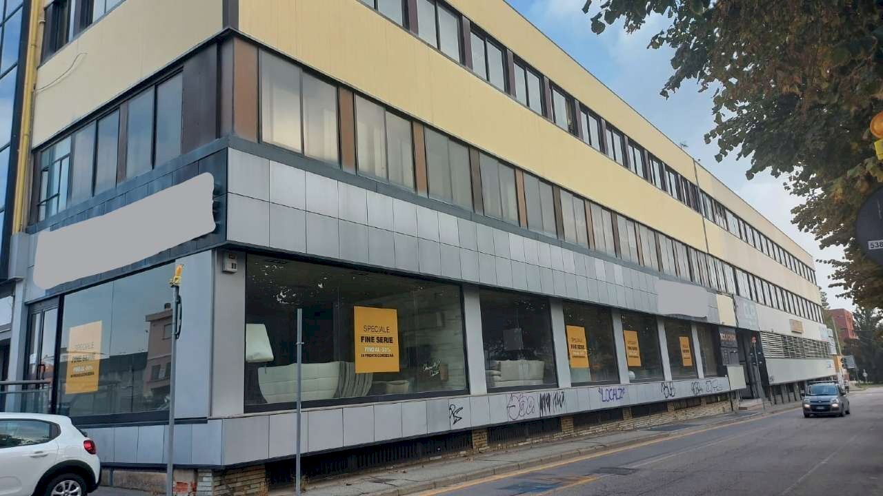 Facciata - Commercial Premises corso Francia, Rivoli - photo 1