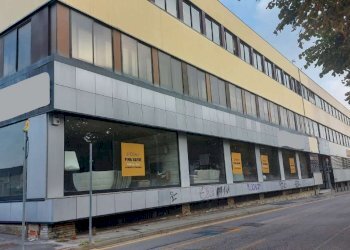Facciata - Commercial Premises corso Francia, Rivoli - photo 2