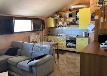 soggiorno angolo cottura - Attic Occhiobello - photo 2