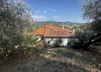 14.JPG - Villa Via San'Agata, Imperia - foto 16