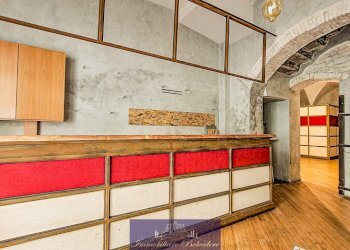 1de69c8a-2e38-46a3-9f5d-18747ceb5e74.jpg - Locale Commerciale Borgo San Frediano, Firenze - foto 1