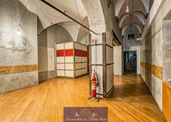 5fd8f988-8dad-4fd5-964f-ea2afc9c734f.jpg - Locale Commerciale Borgo San Frediano, Firenze - foto 3