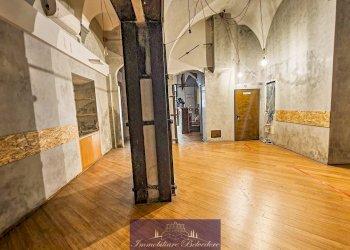 be77dcc9-4d05-443b-aa36-bf3e8deaff71.jpg - Locale Commerciale Borgo San Frediano, Firenze - foto 10