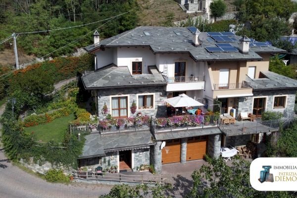 Villa reg. Talapé, Aosta - photo 1