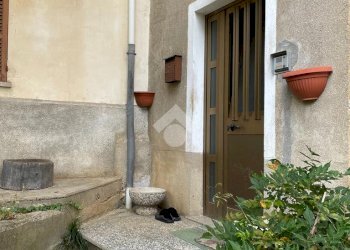 Semi-detached house Frazione Giardino, Valdilana - photo 24