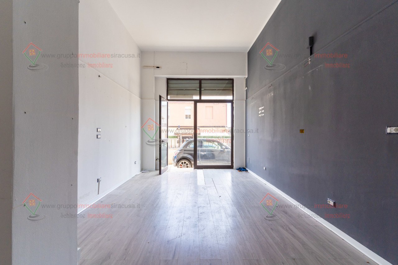 RIC01160.jpg - Commercial Premises Siracusa - photo 3