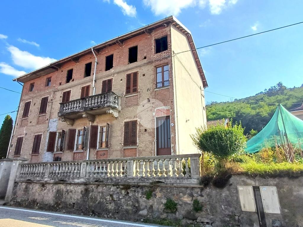 Trilocale Via G. Mazzini, Caravino - foto 1