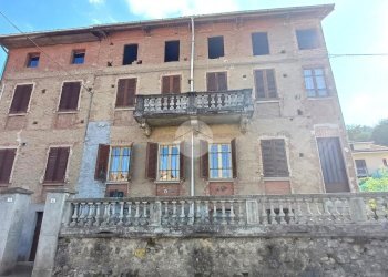 Three-room apartment Via G. Mazzini, Caravino - photo 2