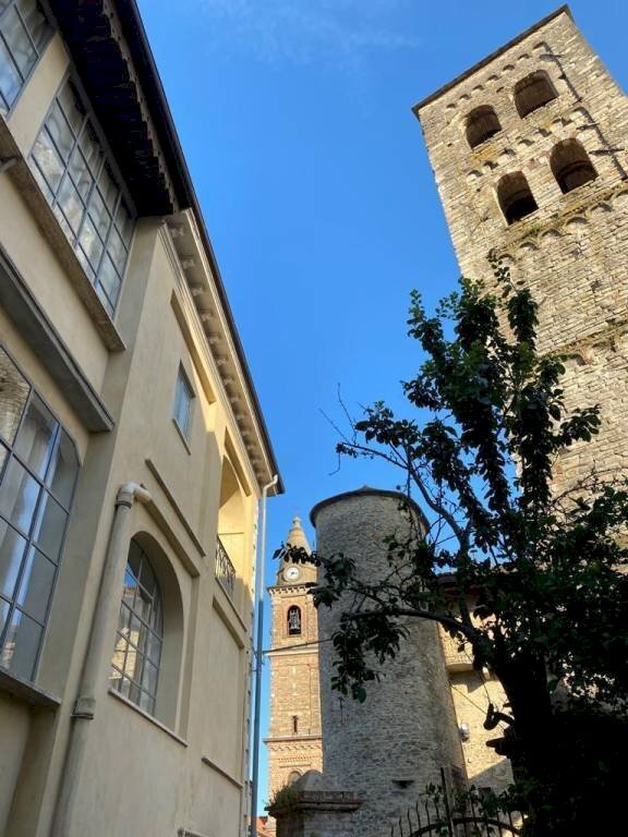 Esterno - Stabile - Palazzo piazza Castello, 3, Monastero Bormida - foto 2