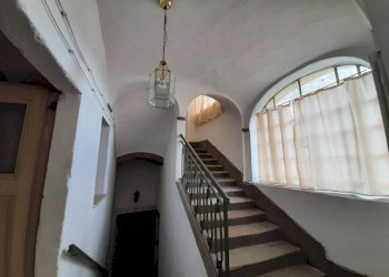 Vano scala - Stabile - Palazzo piazza Castello, 3, Monastero Bormida - foto 20
