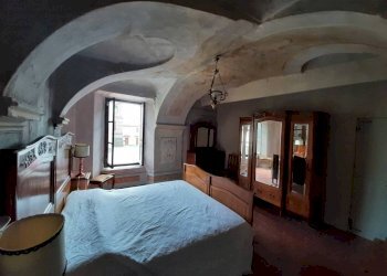 Camera con affreschi - Stable - Palace piazza Castello, 3, Monastero Bormida - photo 31