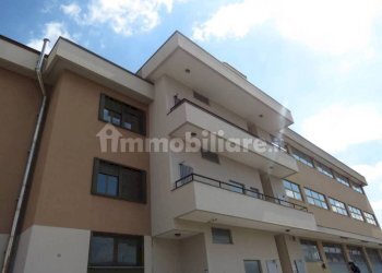 Facciata - Negozio via Don Bartolomeo Grazioli, 57, Milano - foto 28