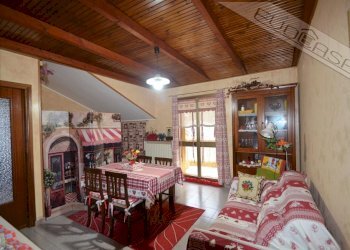 One-room apartment Frazione Villaretto 119, Roure - photo 2