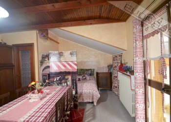 One-room apartment Frazione Villaretto 119, Roure - photo 8