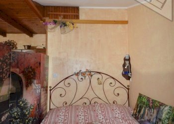 One-room apartment Frazione Villaretto 119, Roure - photo 15