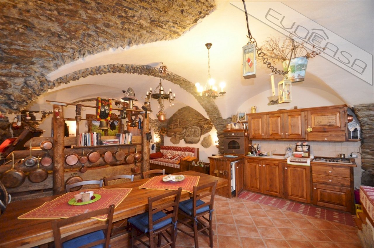 Bilocale Via Assietta 28, Usseaux - foto 1