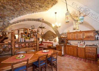 Bilocale Via Assietta 28, Usseaux - foto 1