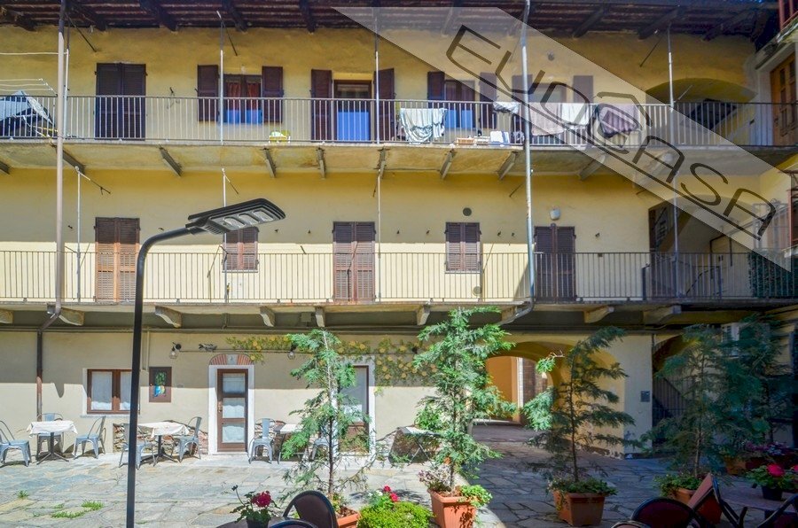 Three-room apartment Via Vittorio Alfieri 1, Torre Pellice - photo 1