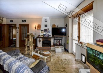 Quadrilocale Via Tegas 42, Luserna San Giovanni - foto 4