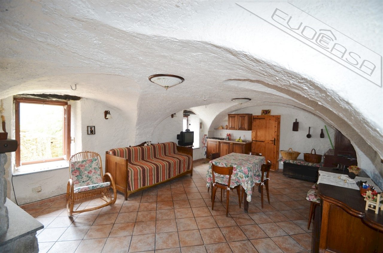 Porzione di casa Castel del Bosco , Roure - foto 3